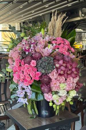 Boutique Arrangement Series 4