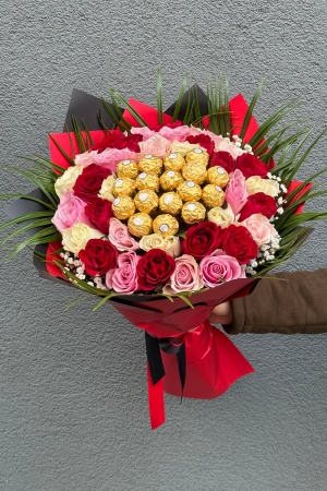 25 Colored Roses and Chocolate