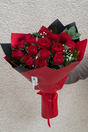 15 Red Roses Bouquet 