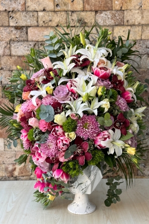 Boutique Arrangement Series 10